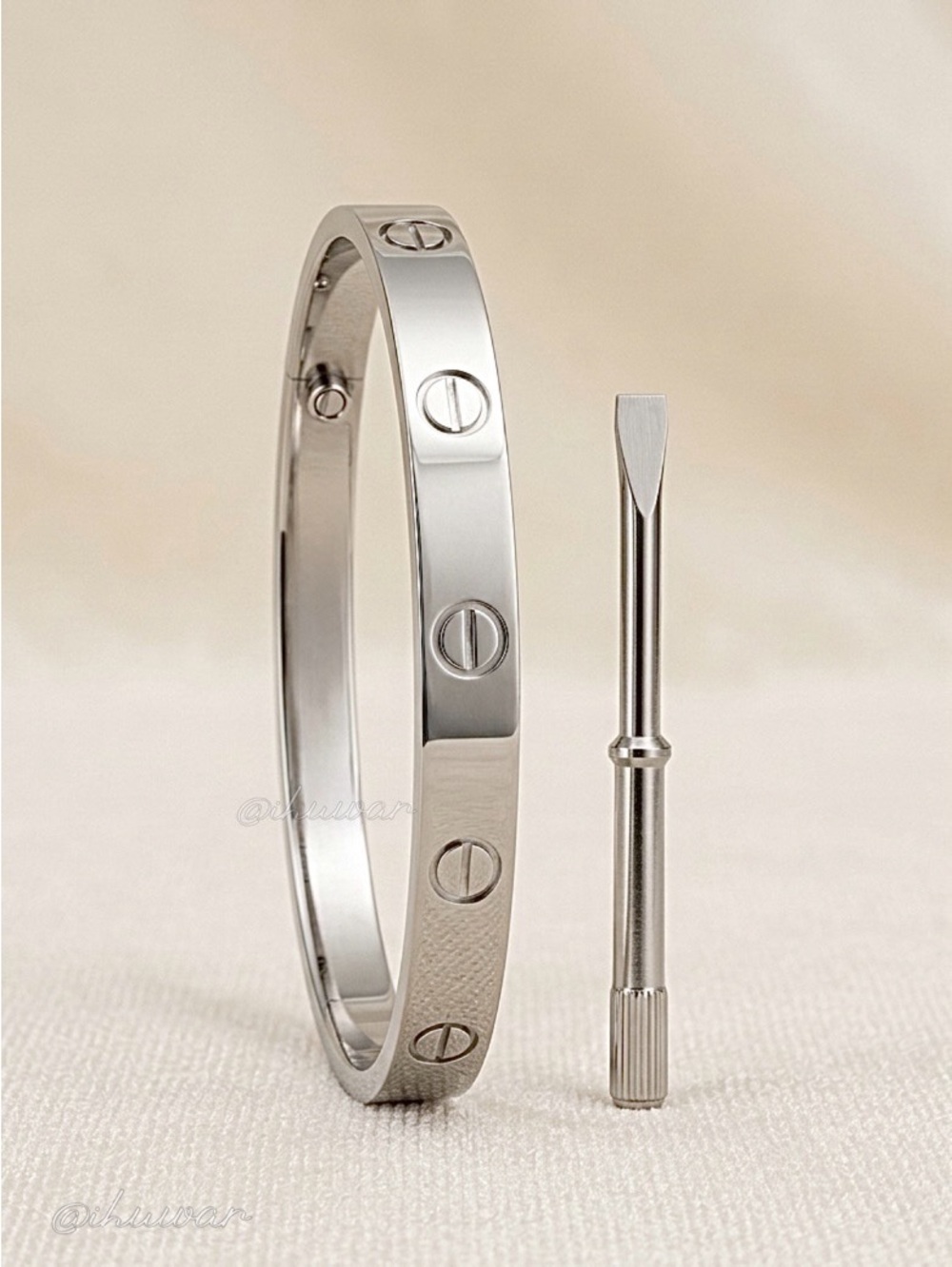 Screw Love Motif 18K White Gold Plated Screw Bangle Bracelet with Screwdriver
